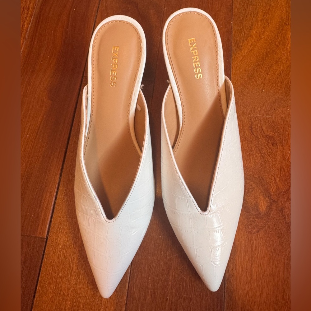 Express white heels
